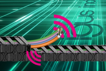 Adatokat továbbító tápellátó rendszer